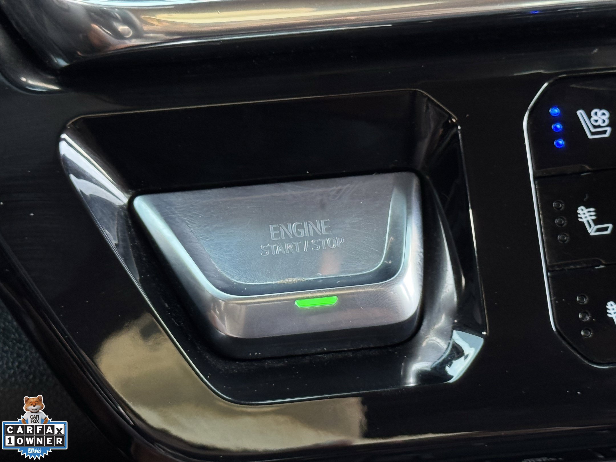 Used 2025 GMC Sierra 2500 Denali Ultimate AWD/4WD image 19