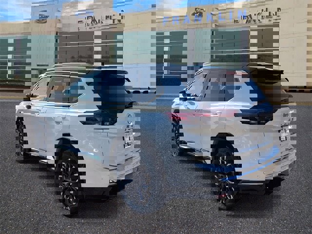 Used 2024 Nissan Rogue Platinum w/ Platinum Premium Package image 3