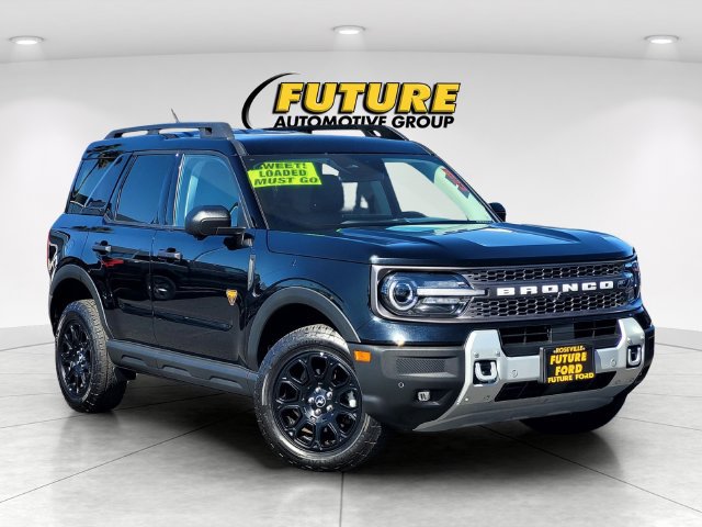 Certified 2025 Ford Bronco Sport Badlands AWD/4WD image 1