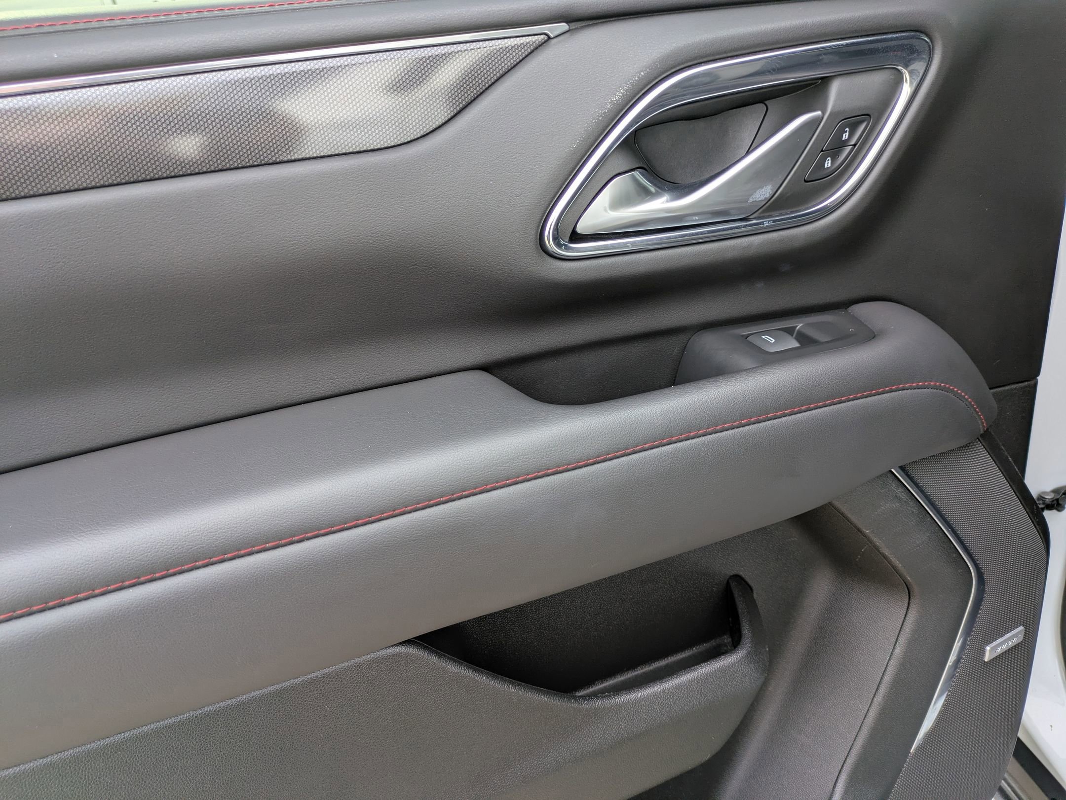 Used 2022 Chevrolet Tahoe RST w/ Sport Performance Package image 32