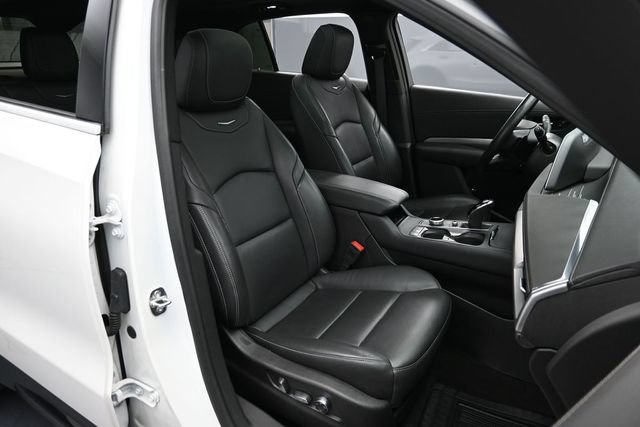 Used 2024 Cadillac XT4 Premium Luxury AWD/4WD image 30
