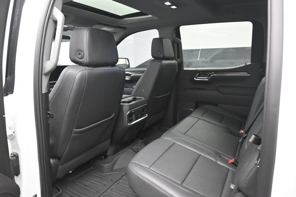 Used 2025 GMC Sierra 1500 Elevation w/ Elevation Premium Package AWD/4WD image 25