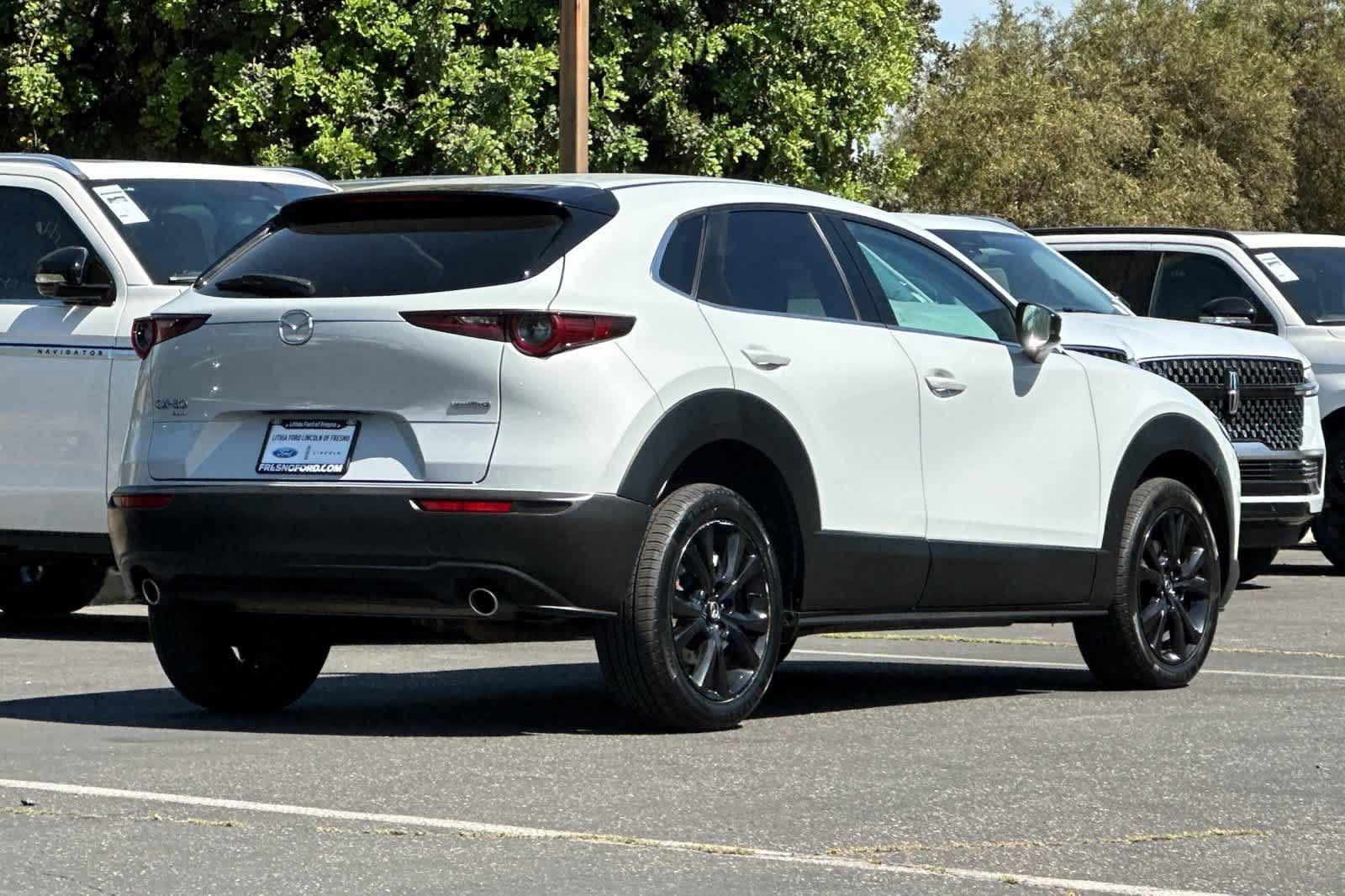 Used 2024 MAZDA CX-30 AWD 2.5 S w/ Select Sport Pkg image 2