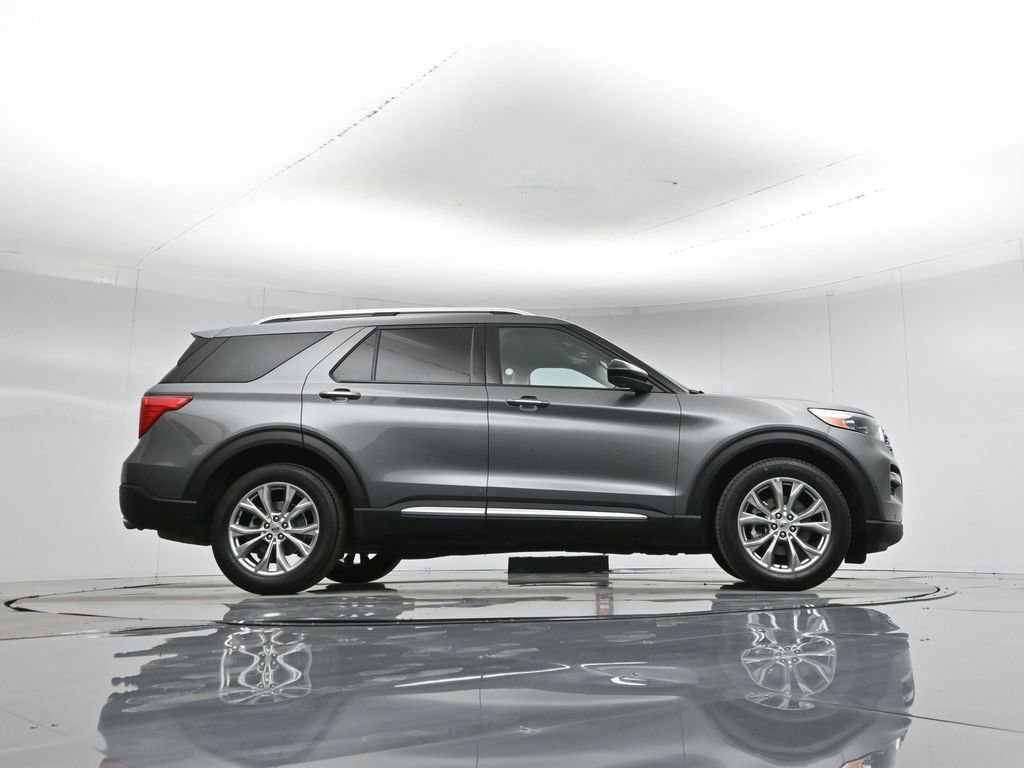 Certified 2023 Ford Explorer Limited image 13