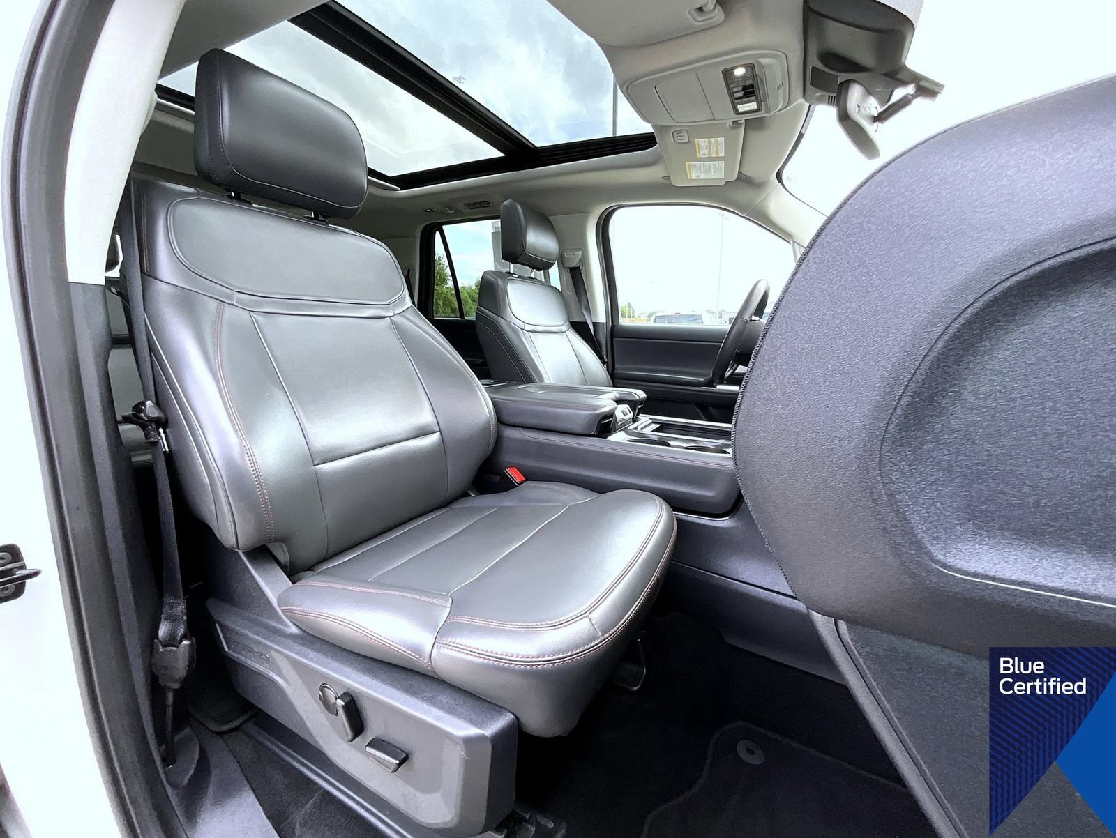 Certified 2025 Ford Expedition Active AWD/4WD image 16