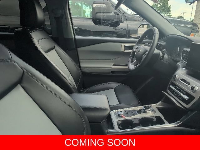 Certified 2024 Ford Explorer XLT w/ Equipment Group 202A AWD/4WD image 10