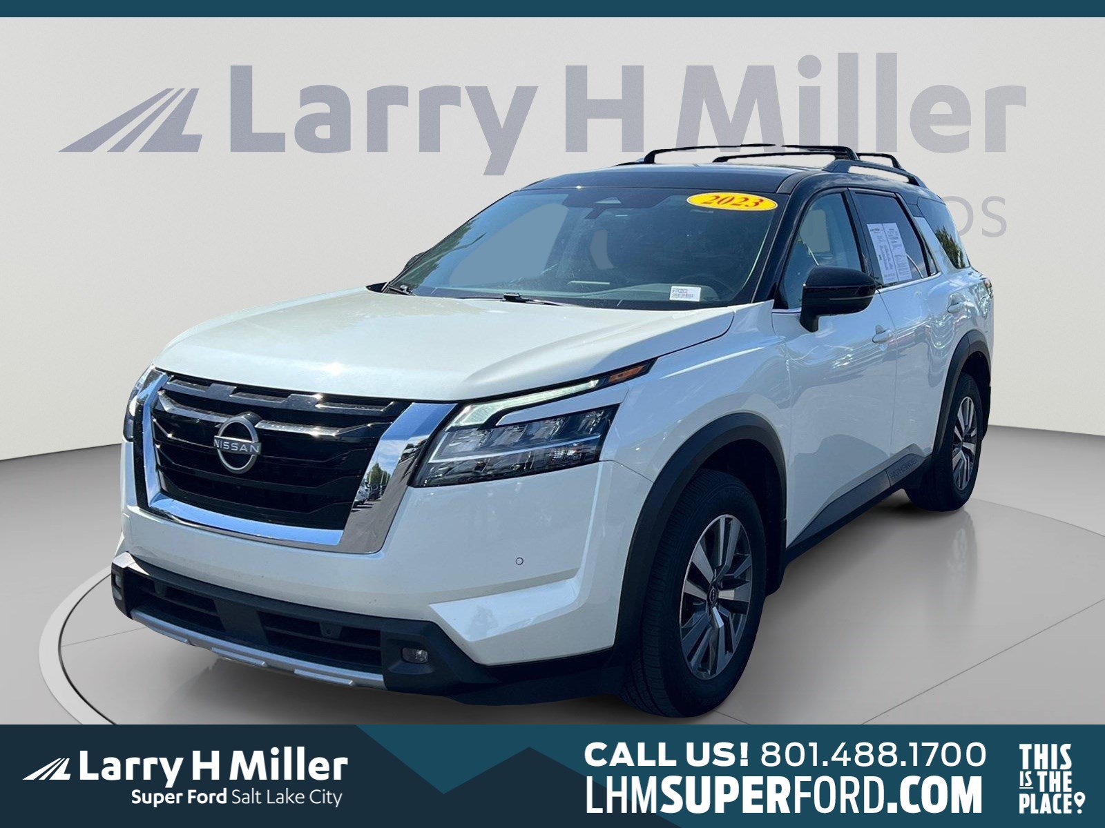 Used 2023 Nissan Pathfinder SL