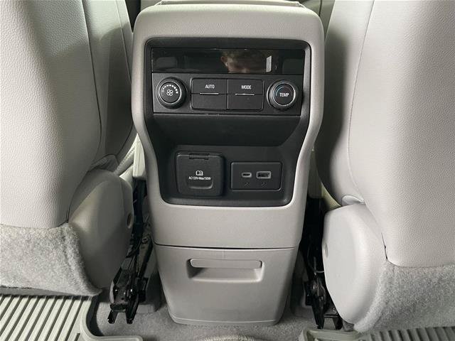 Used 2020 GMC Acadia SLT AWD/4WD image 37