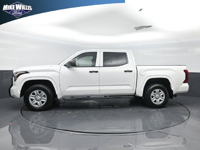 Used 2024 Toyota Tundra SR w/ SR Tow Package AWD/4WD image 4