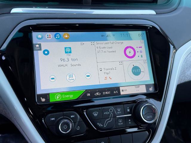 Used 2021 Chevrolet Bolt Premier w/ Infotainment Package FWD image 19