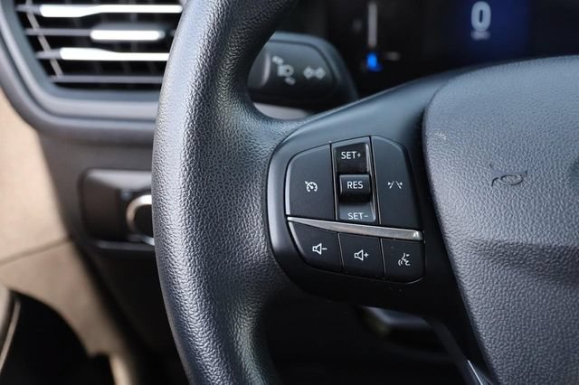 Certified 2025 Ford Escape Active FWD image 10