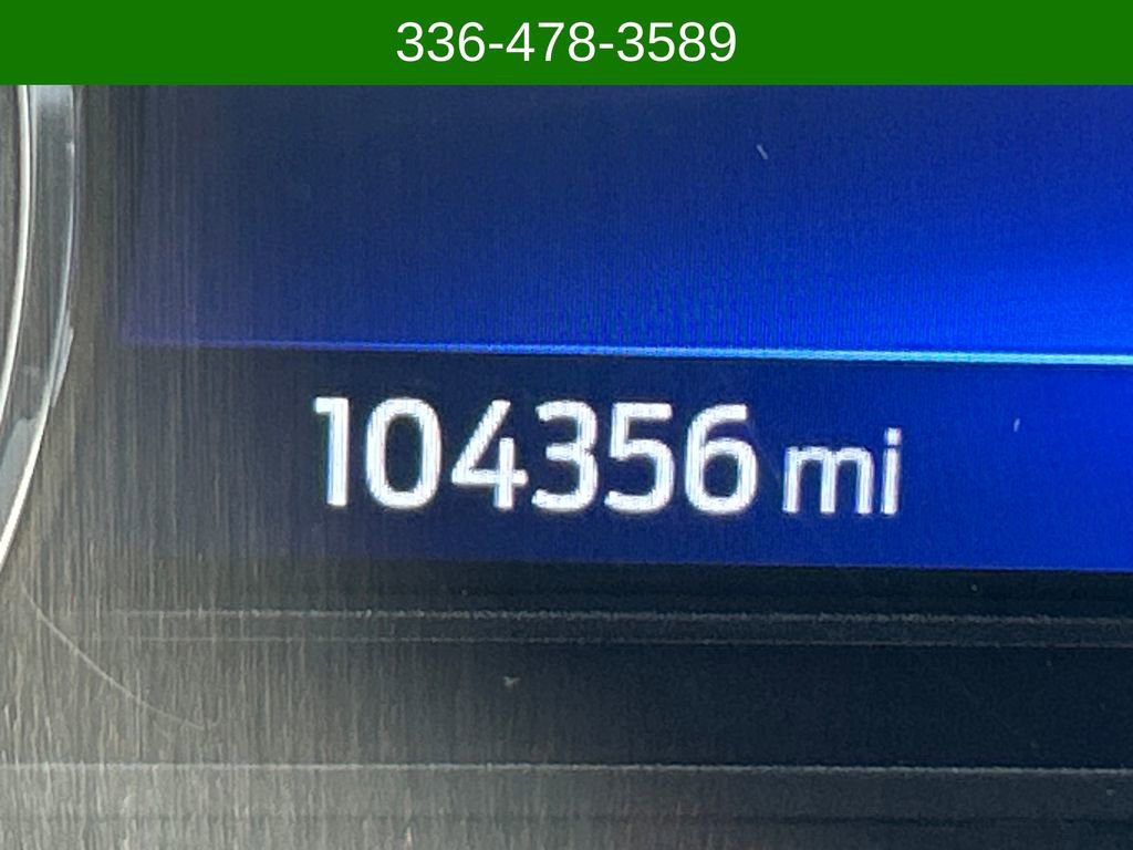 Certified 2022 Ford Explorer XLT w/ Equipment Group 202A image 16