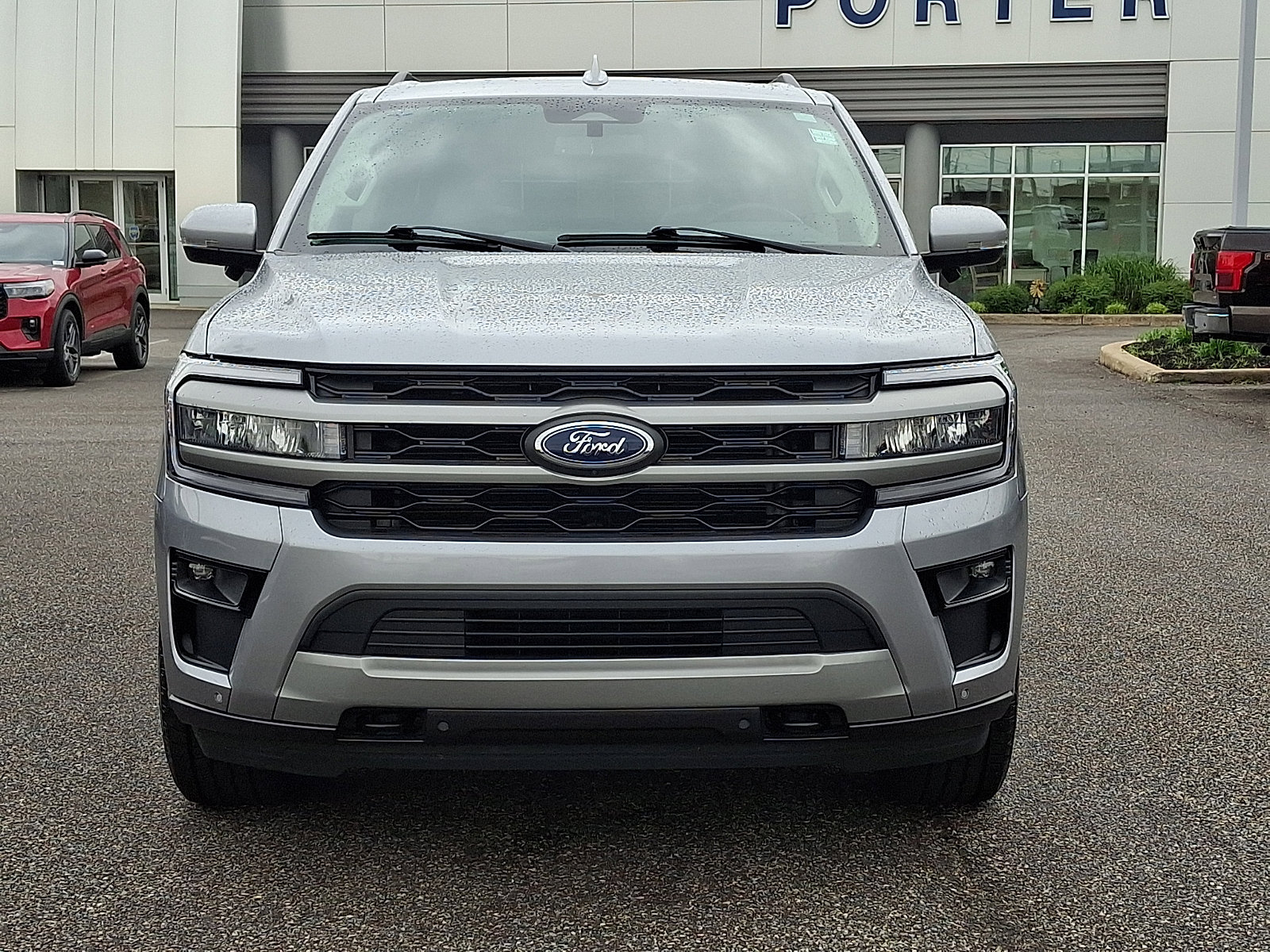 Certified 2024 Ford Expedition XLT AWD/4WD image 3