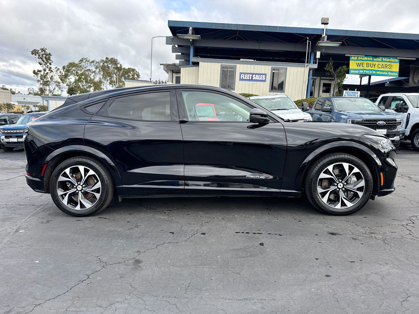 Certified 2023 Ford Mustang Mach-E Premium image 3