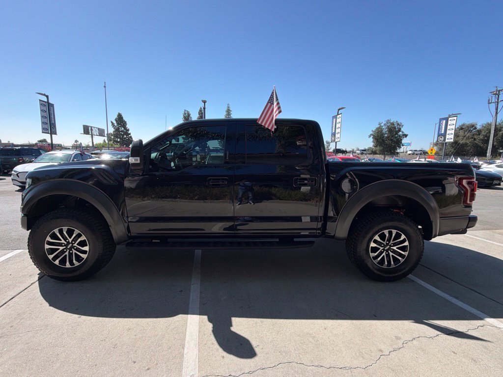Certified 2019 Ford F150 Raptor w/ Equipment Group 802A Luxury AWD/4WD image 7