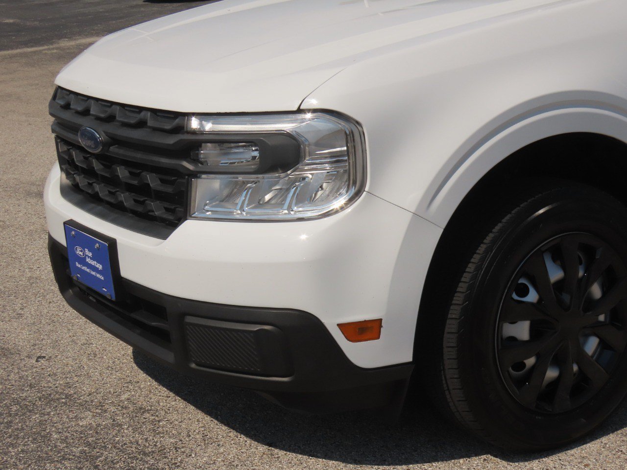 Certified 2022 Ford Maverick XL FWD image 3