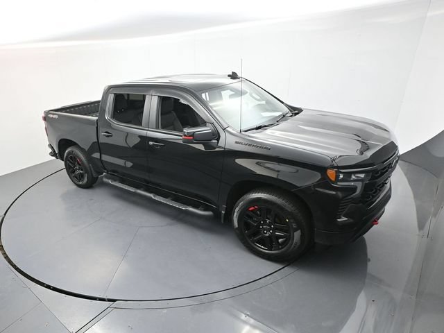 Used 2023 Chevrolet Silverado 1500 RST w/ Redline Edition AWD/4WD image 37