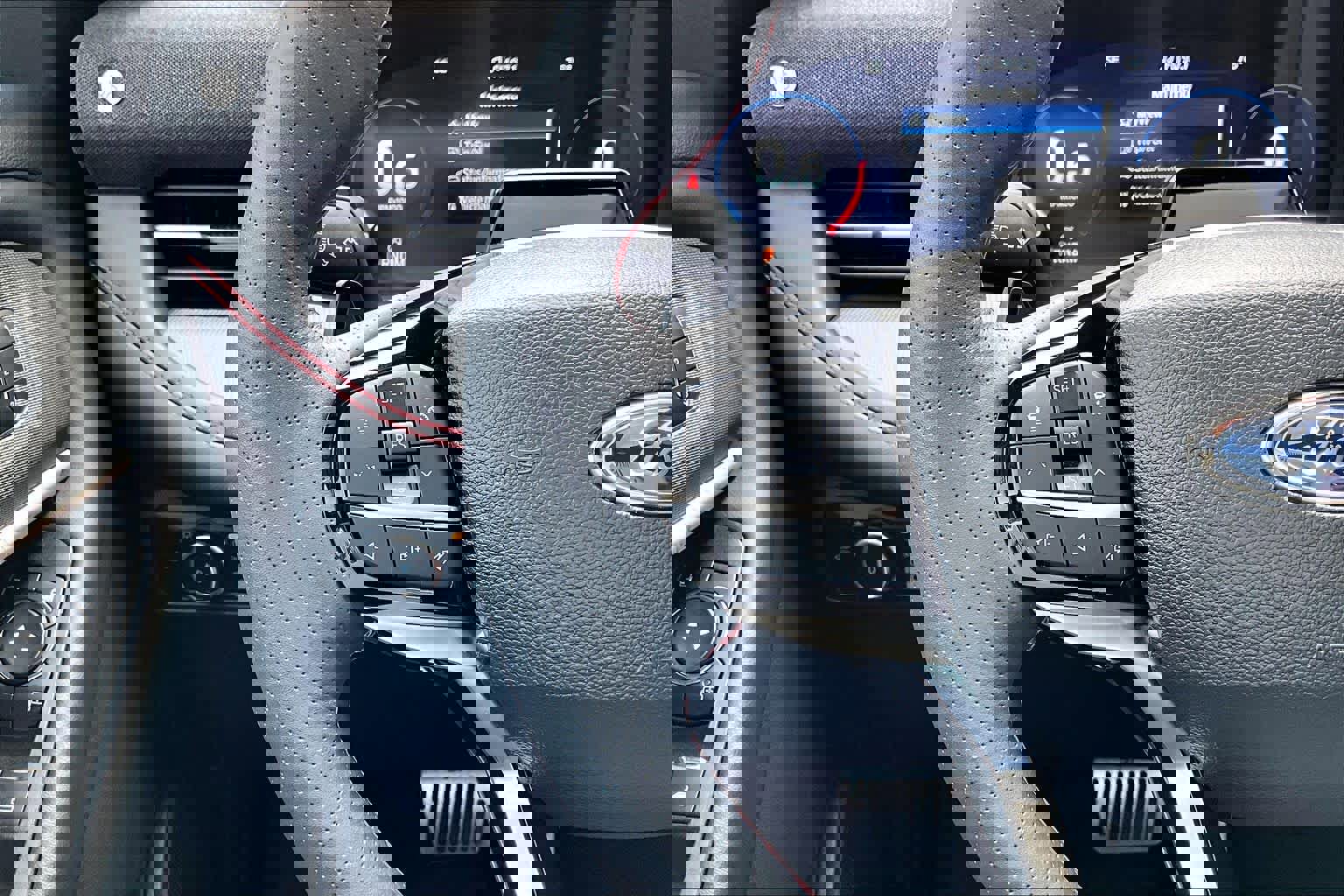 Certified 2025 Ford Explorer ST image 27