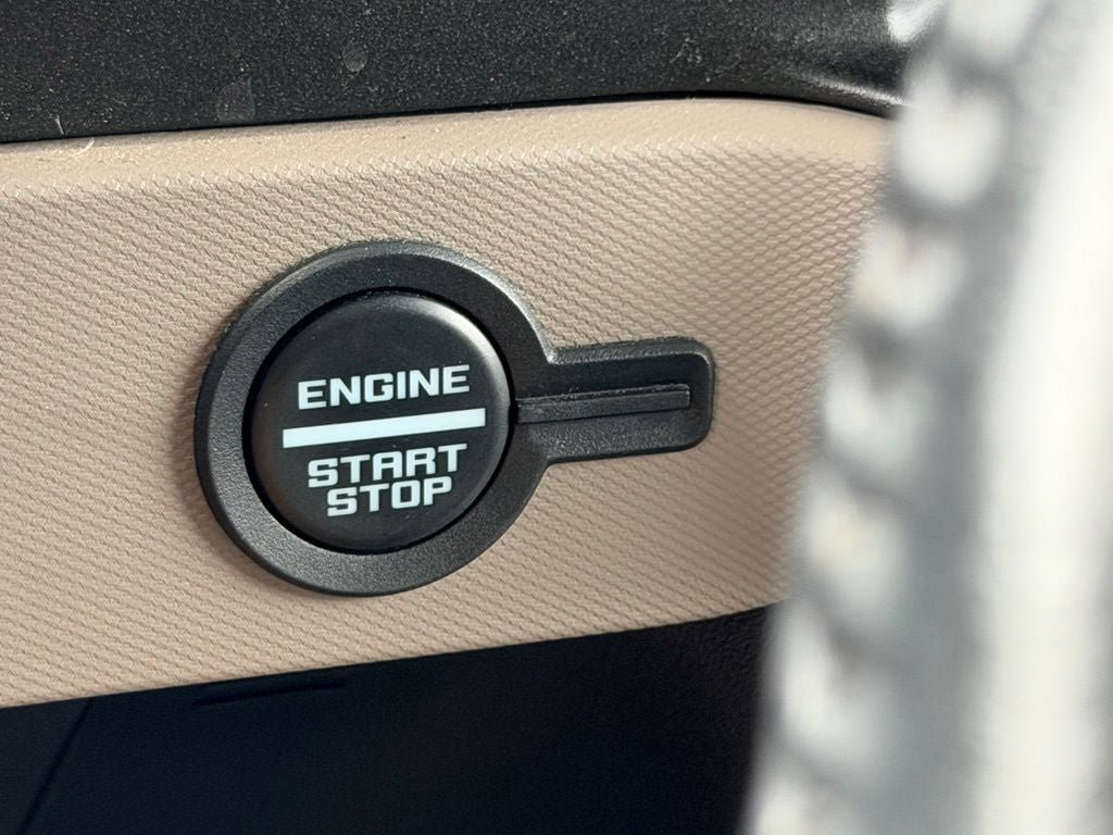 Certified 2022 Ford Bronco Wildtrak AWD/4WD image 31
