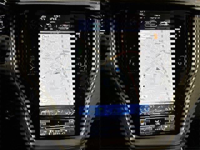 Used 2025 Subaru Outback Premium image 10