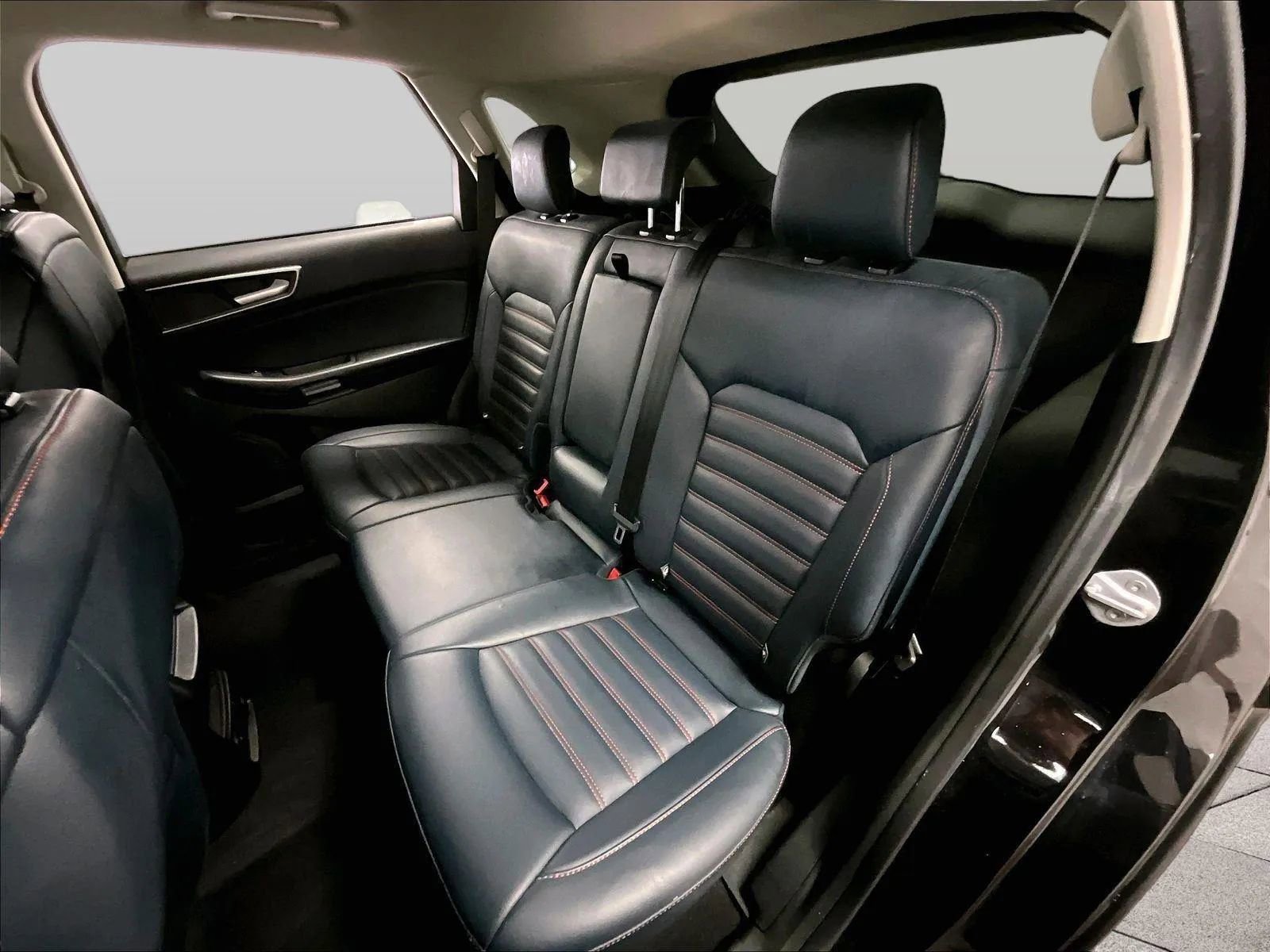 Certified 2022 Ford Edge SEL w/ Sport Appearance Package image 25