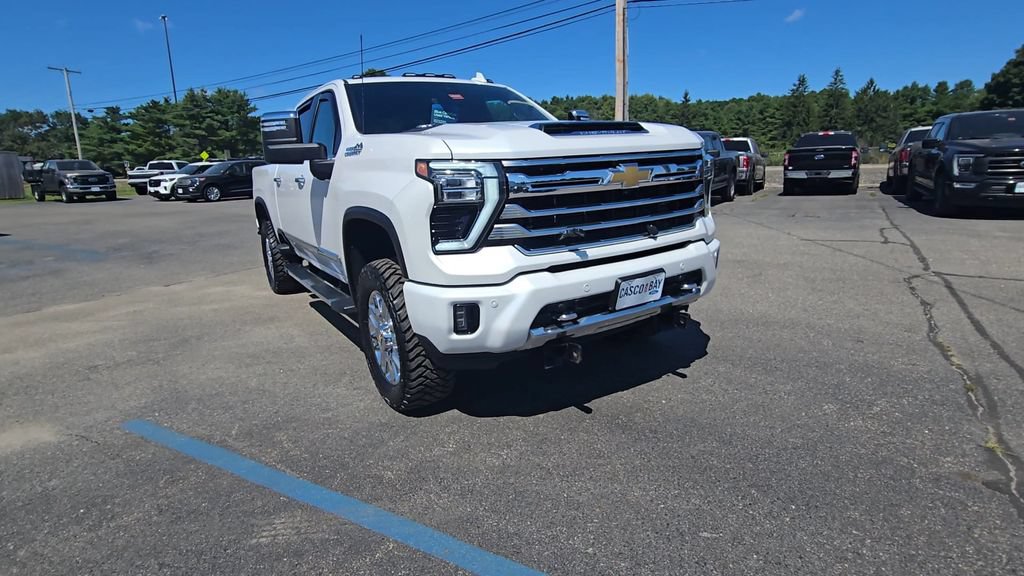 Used 2024 Chevrolet Silverado 2500 High Country w/ High Country Premium Package AWD/4WD image 14