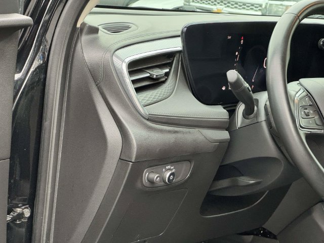 Used 2024 Buick Encore GX Sport Touring FWD image 31