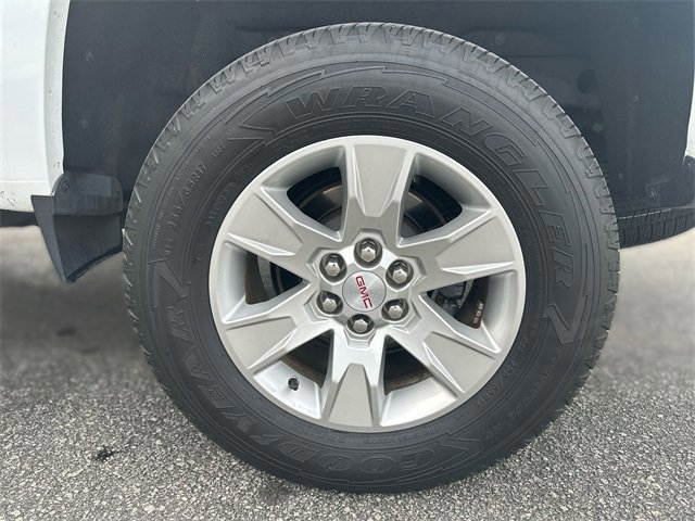 Used 2018 GMC Canyon SLE w/ SLE Convenience Package image 10