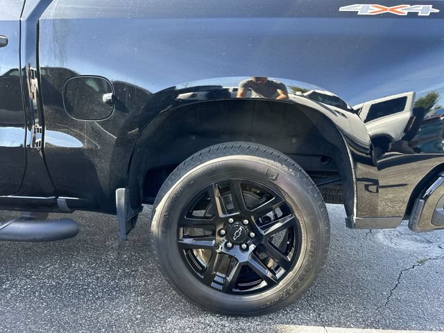 Used 2023 Chevrolet Silverado 1500 Custom w/ Rally Edition AWD/4WD image 10