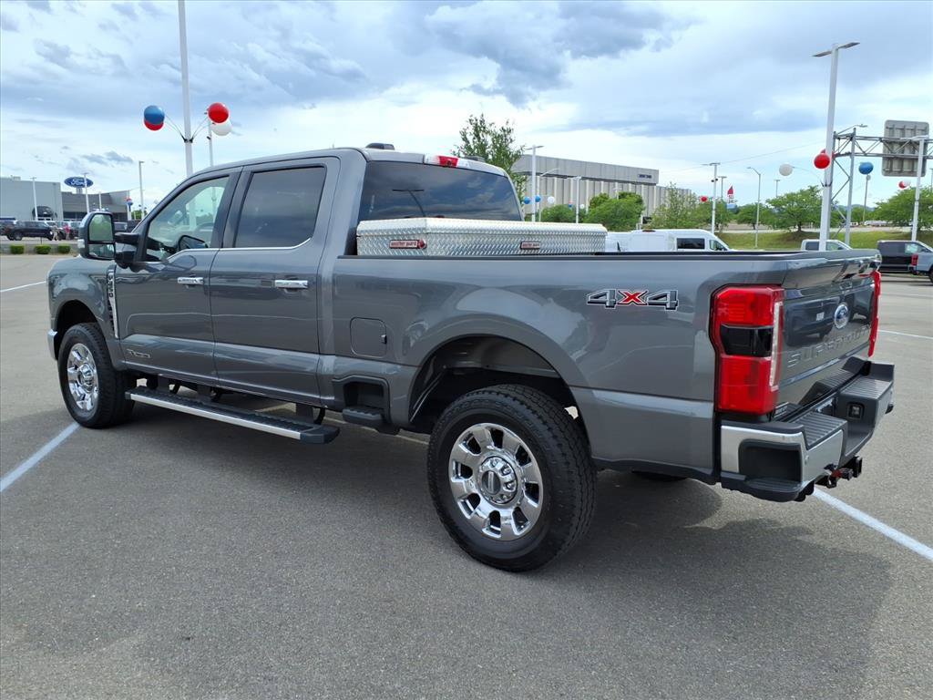 Certified 2025 Ford F250 Lariat w/ Chrome Package AWD/4WD image 3