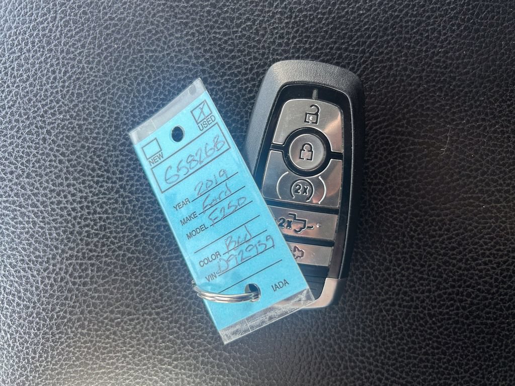 Certified 2019 Ford F250 Lariat w/ Lariat Ultimate Package AWD/4WD image 39