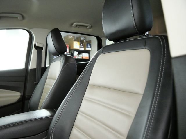 Certified 2019 Ford Escape SEL image 18