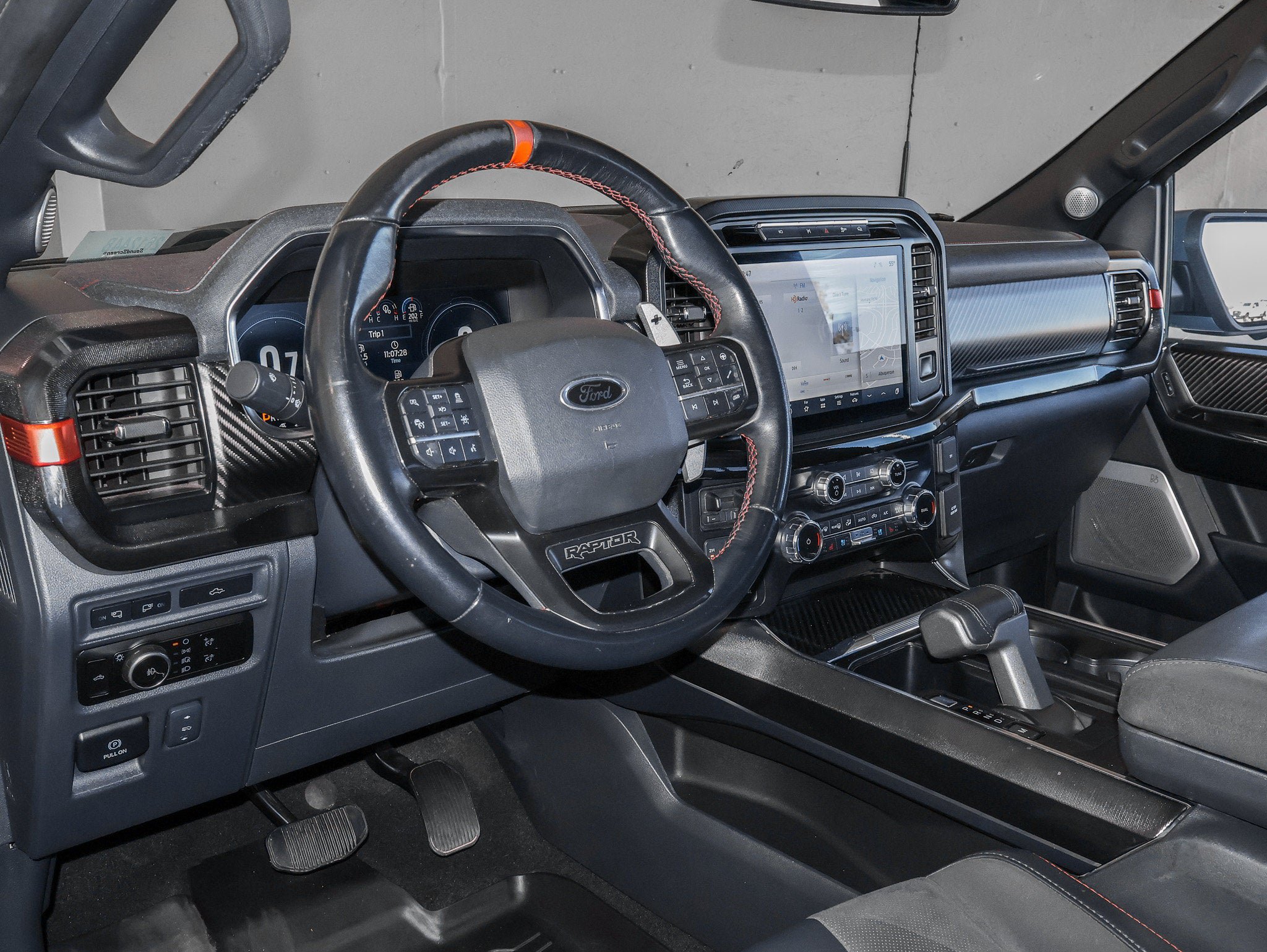 Certified 2023 Ford F150 Raptor w/ Equipment Group 802A Raptor R AWD/4WD image 23