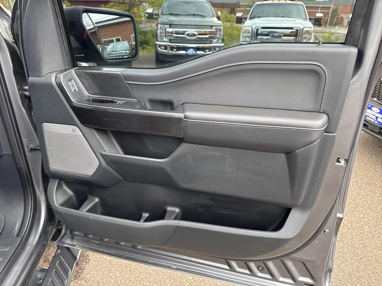 Certified 2021 Ford F150 XLT w/ Equipment Group 302A High image 18