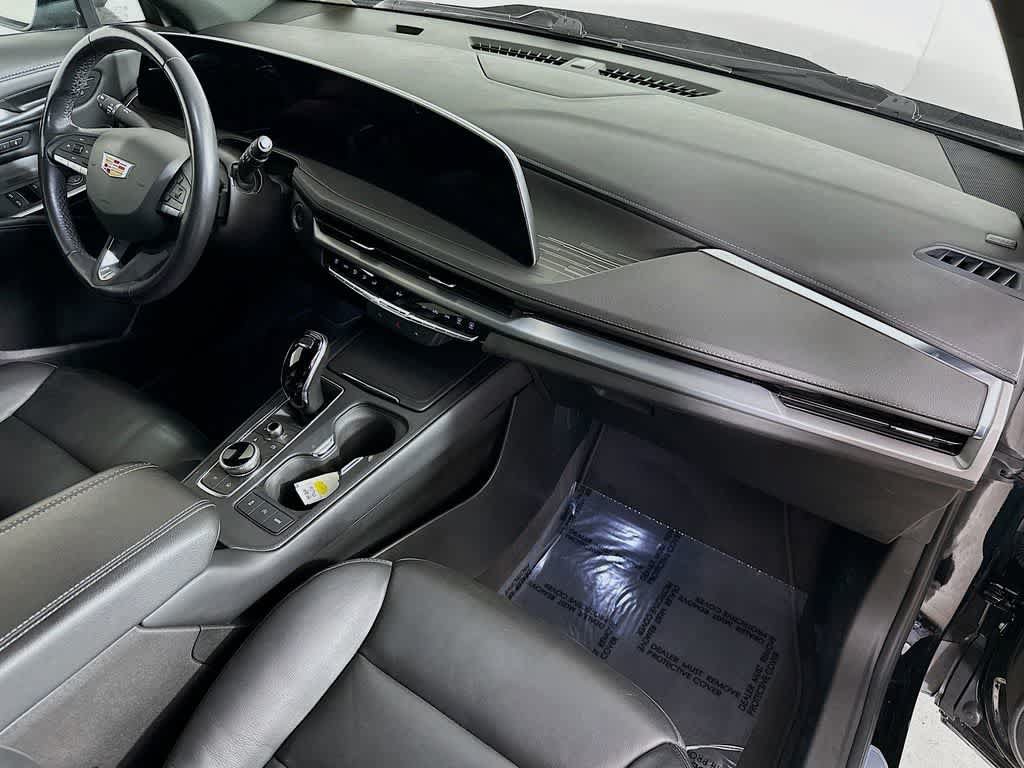Used 2024 Cadillac XT4 Premium Luxury FWD image 32