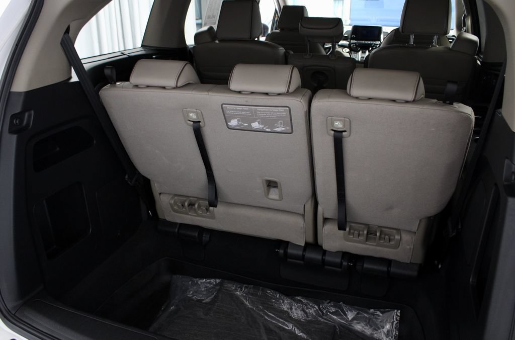 Used 2024 Honda Odyssey Elite image 14