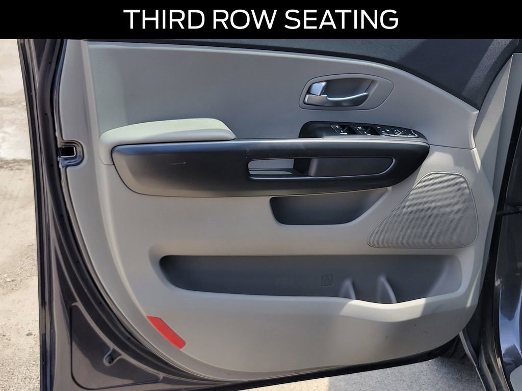 Used 2018 Kia Sedona LX FWD image 17