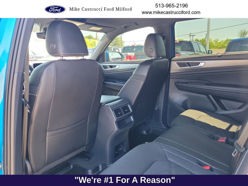 Used 2024 Volkswagen Atlas Cross Sport SE AWD/4WD image 15