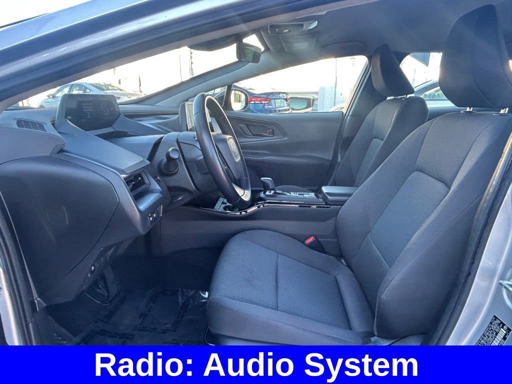 Used 2024 Toyota Prius LE FWD image 10