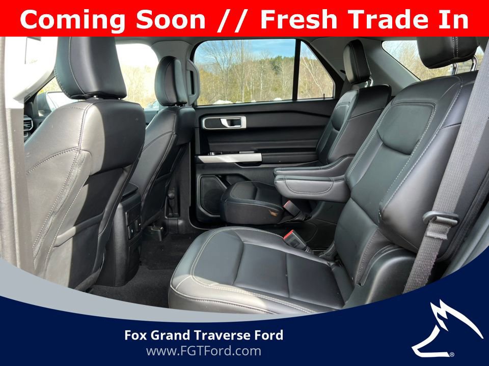 Certified 2023 Ford Explorer XLT w/ Equipment Group 202A AWD/4WD image 9