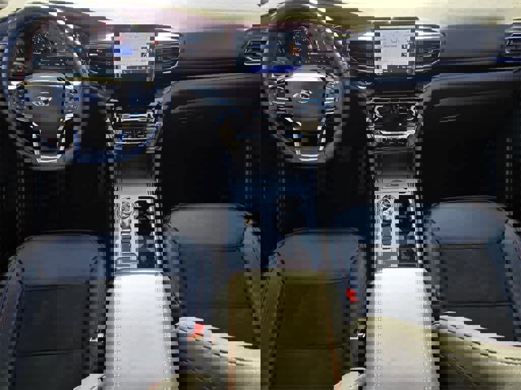 Certified 2022 Ford Explorer ST-Line w/ Class IV Trailer Tow Package image 13