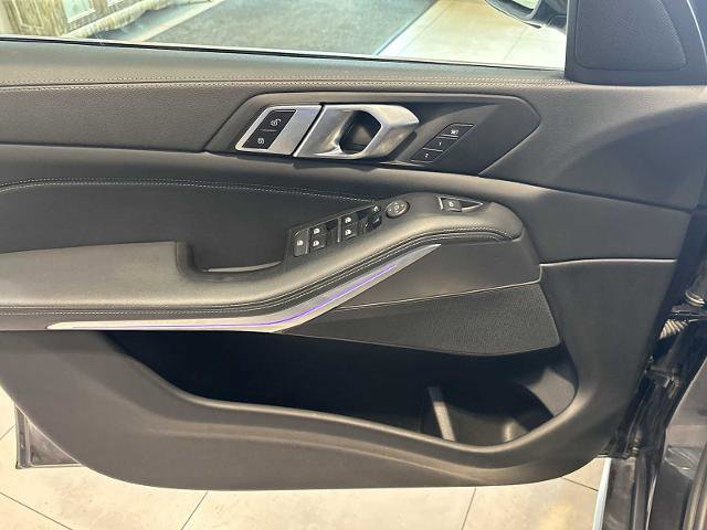Used 2023 BMW X5 xDrive40i w/ Premium Essential Package image 22