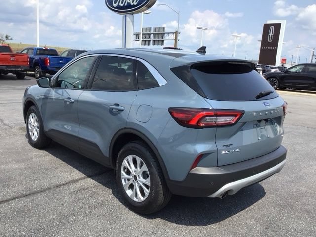 Certified 2023 Ford Escape Active w/ Tech Pack #1 AWD/4WD image 5