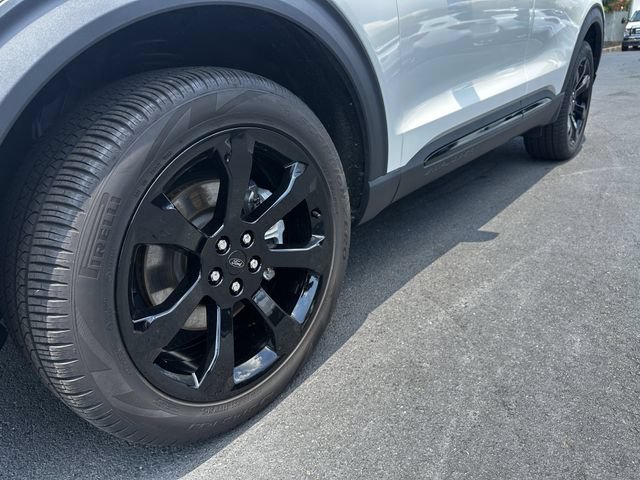 Certified 2023 Ford Explorer ST-Line w/ Class IV Trailer Tow Package AWD/4WD image 12