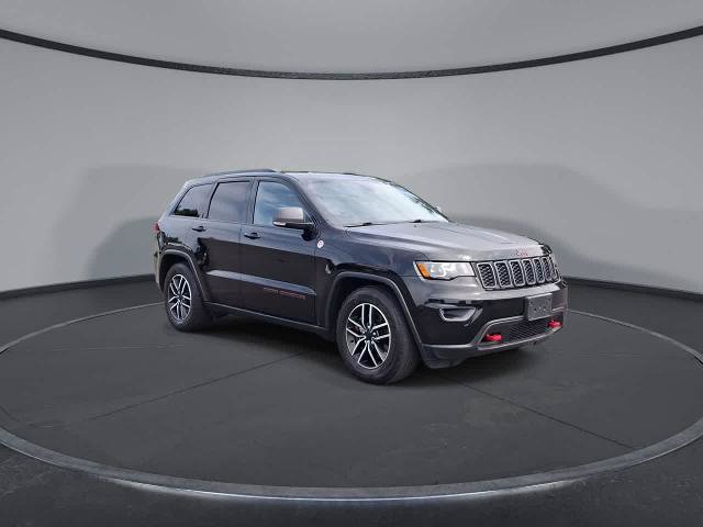 Used 2021 Jeep Grand Cherokee Trailhawk AWD/4WD image 2