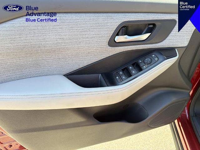 Used 2023 Nissan Rogue SV FWD image 16