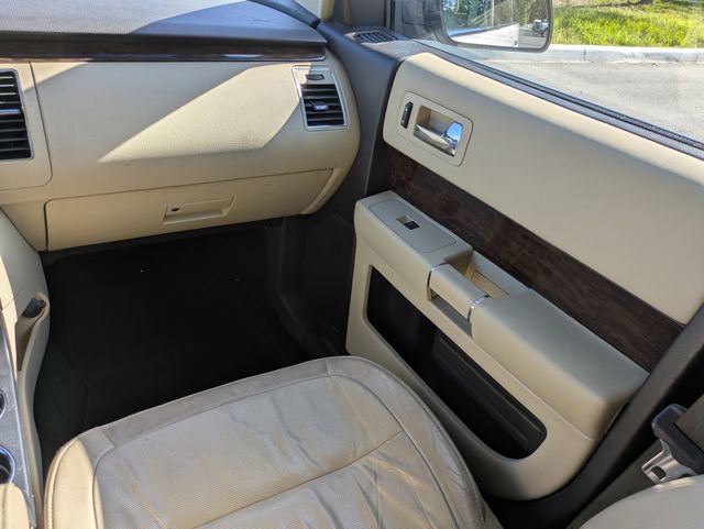 Certified 2018 Ford Flex Limited w/ Equipment Group 301A FWD image 17