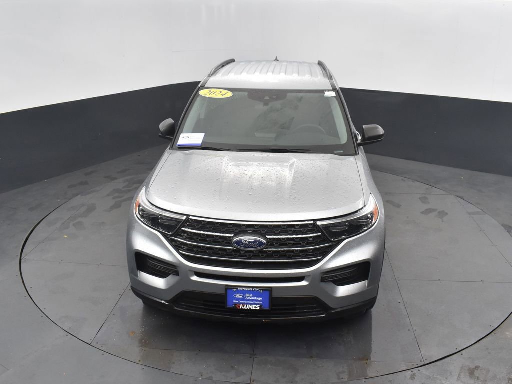 Certified 2024 Ford Explorer XLT w/ Class IV Trailer Tow Package image 34