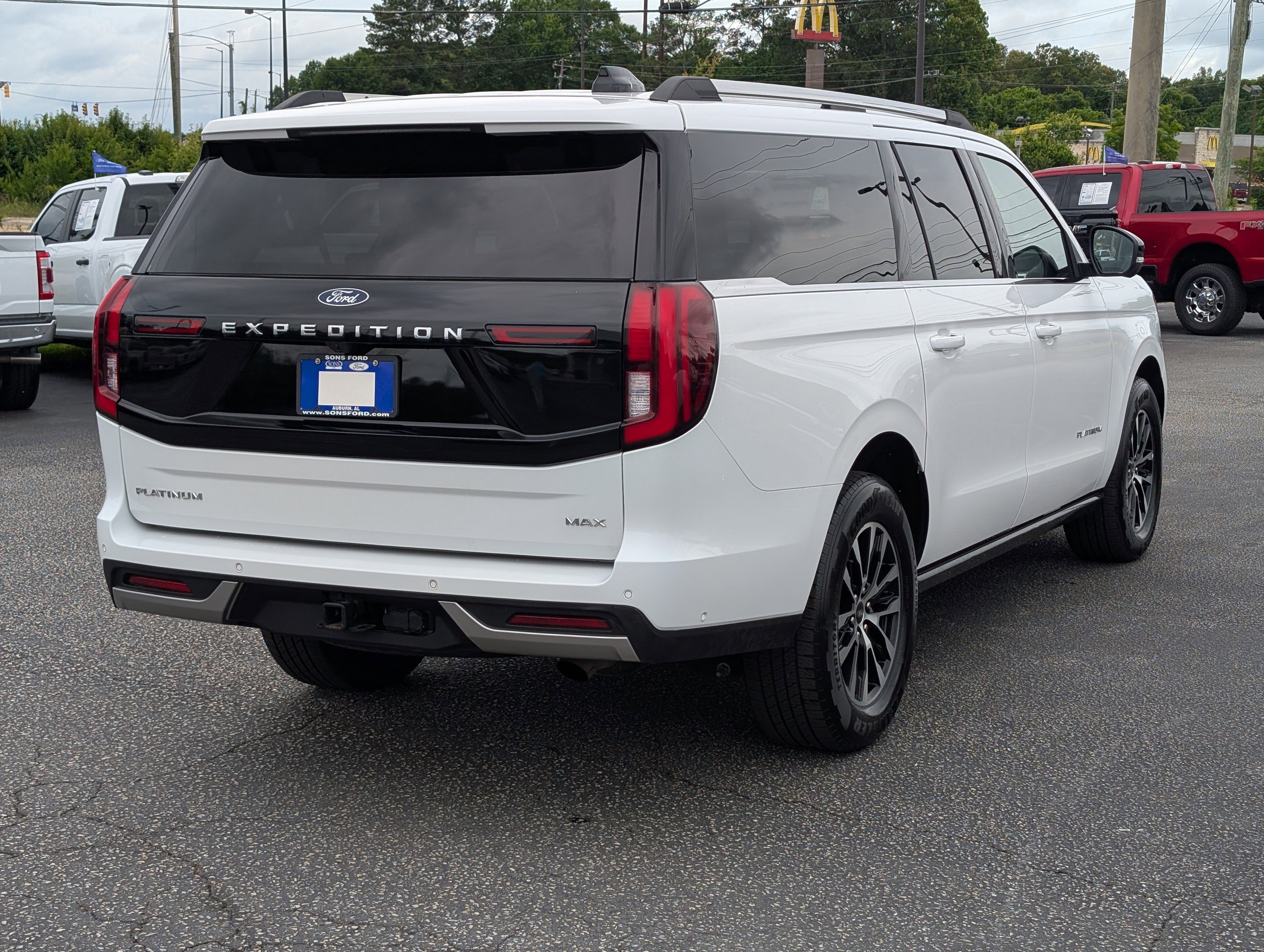 Certified 2025 Ford Expedition Max Platinum AWD/4WD image 9