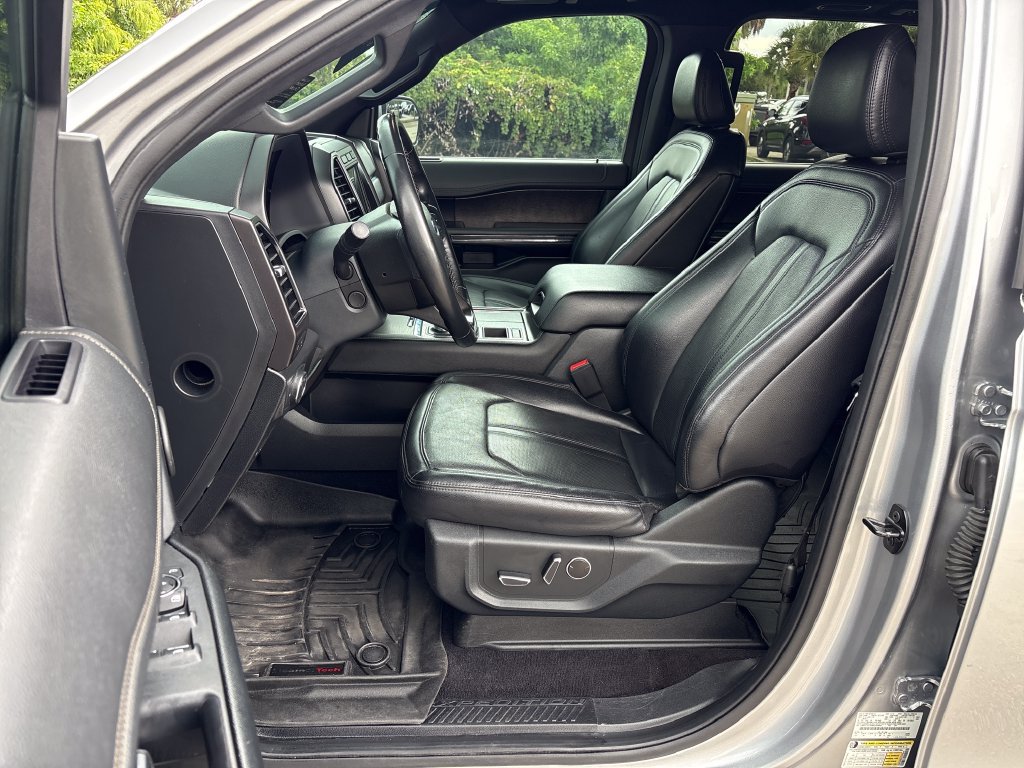 Certified 2021 Ford Expedition Limited RWD image 29